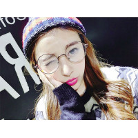 穿搭不可少飾品眼鏡【防護兼造型時尚媽媽少女大童系列】四季好搭配件不可少~明星款,金屬眼鏡框造型眼鏡/大框圓形眼鏡/時尚精品